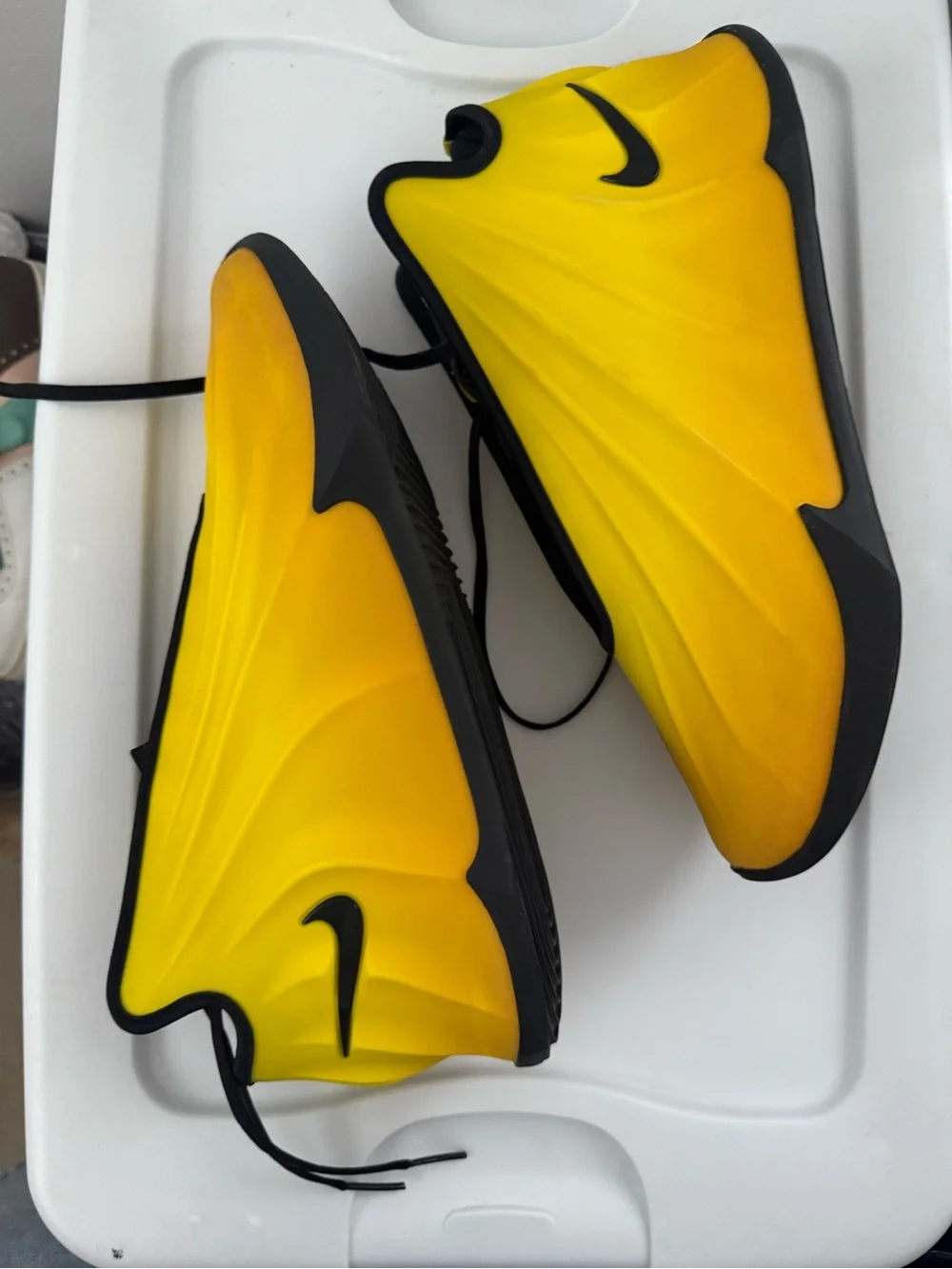 Nike G.T. Future Lightning Yellow Black Basketball Shoes FZ5591-700